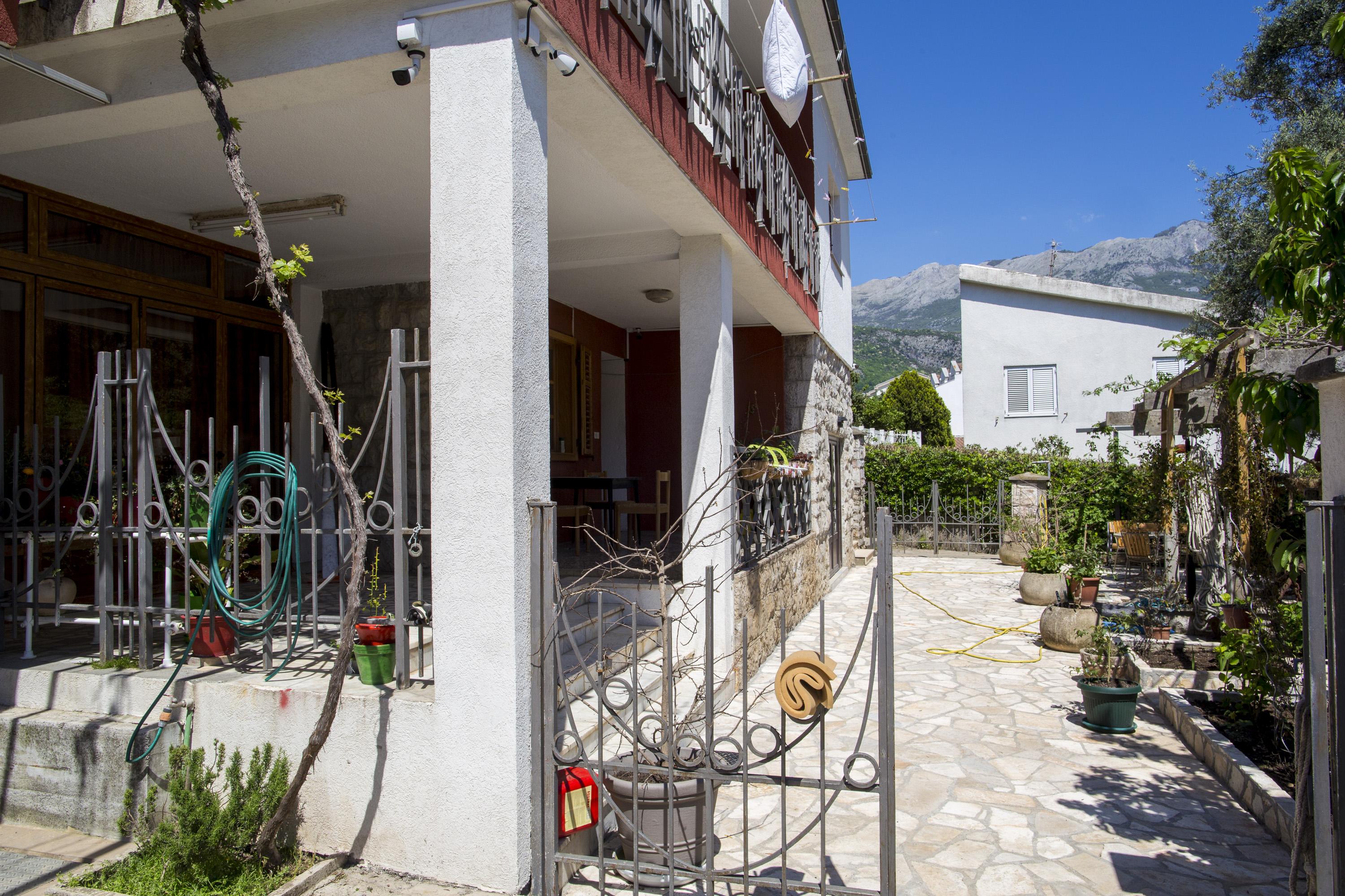 Guesthouse Blue Coast Budva Exterior photo